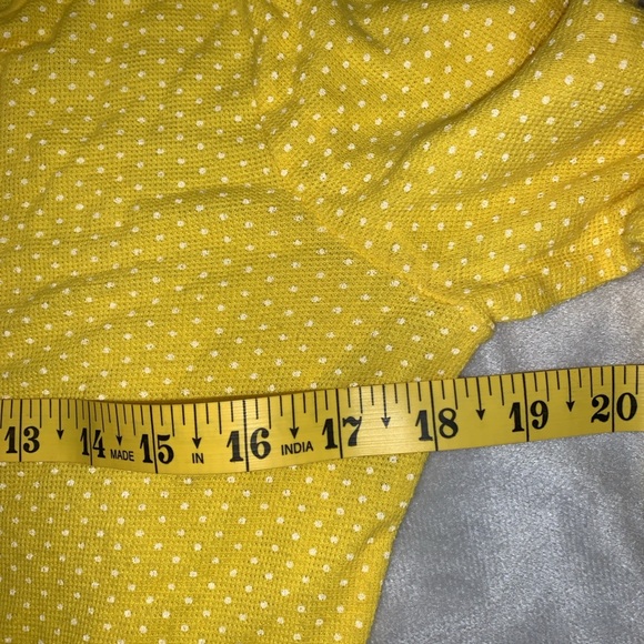 Old navy Y2K 2000’s Yellow Polka Dot Henley button v neck modal thermal size s - Picture 7 of 7